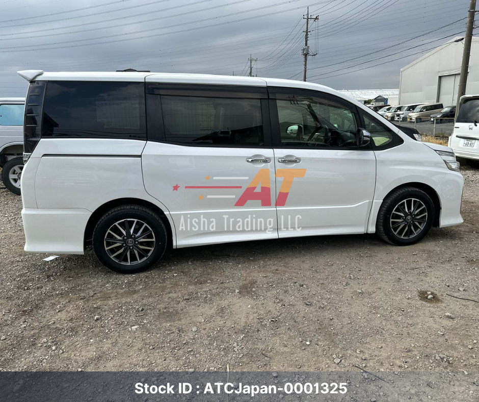 2016 Toyota Voxy